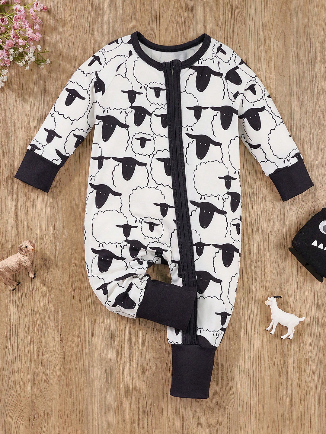 Cartoon Little Sheep Print Long-Sleeve Baby One-Piece